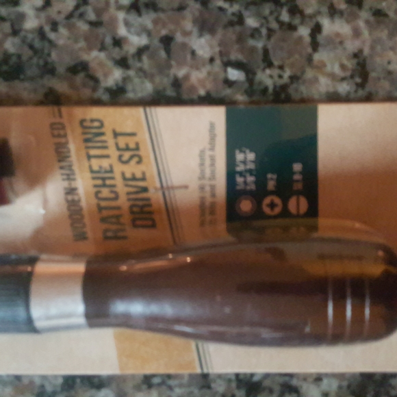 Menards Other Menards Wooden Handled Ratcheting Drive Set New 4